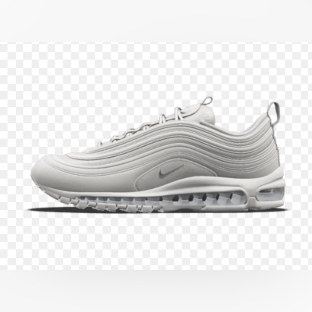 Nike White Air Max Sneakers. Size 8.5